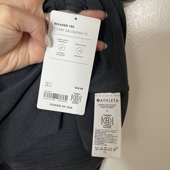 NEW! ATHLETA gray asymmetrical crew neck relaxed tshirt size Medium $65 - Picture 5 of 7
